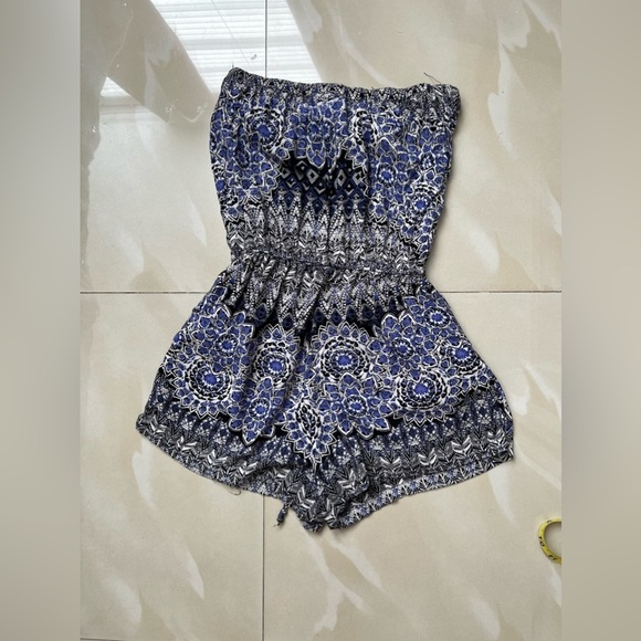 ANGIE Elephant Printed Strapless Romper Medium lightweight summer jumpsuit - Picture 16 of 16